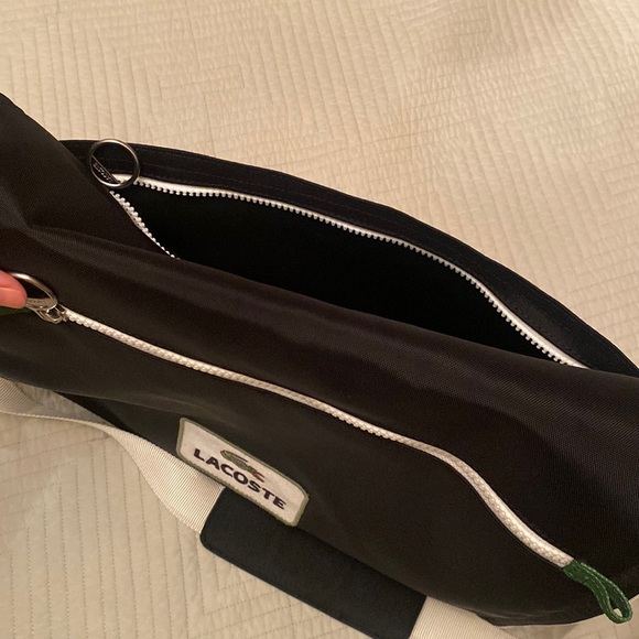 LACOSTE Nylon laptop bag. Crossbody. - Picture 10 of 11